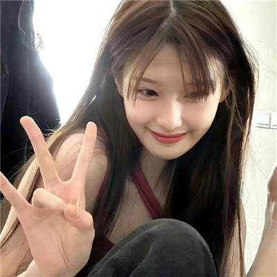 蔷花，红莲